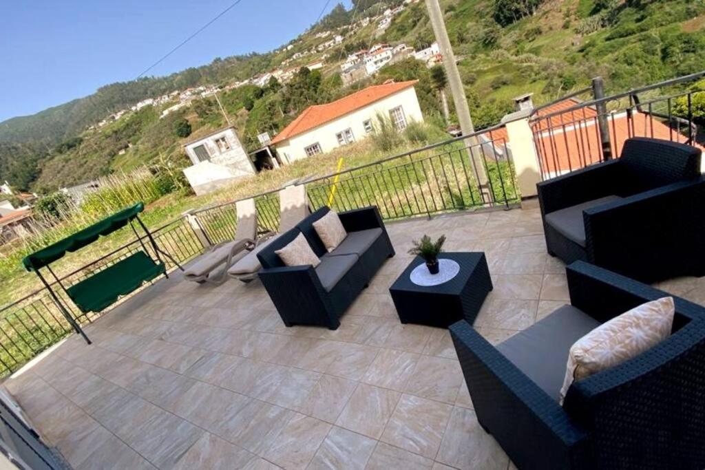 Villa Casa Gomes à Calheta  Extérieur photo